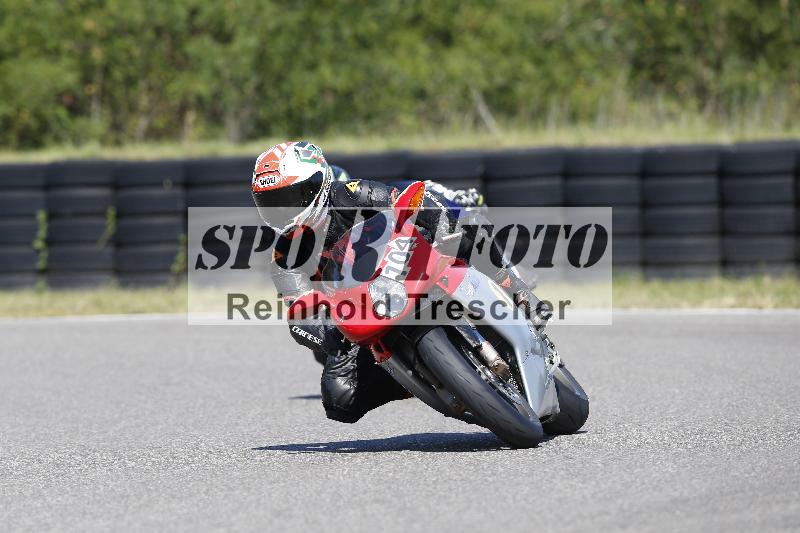 Archiv-2025/48 25.08.2025 Cornu Master School ADR/gruen-vert/104